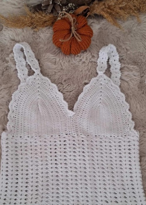 Yazlık Beyaz Renk Örgü ,Askılı Crop Bluz