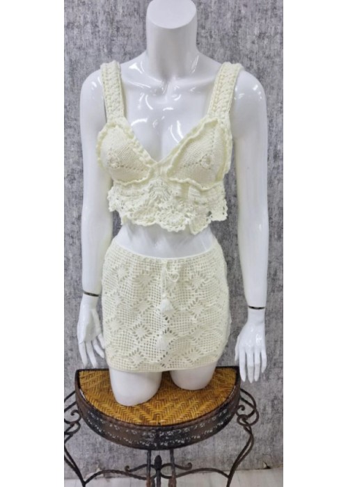 Kadın Ekru Renk Yazlık Örgü Geniş Askılı Sırtı Bağcıklı Bluz