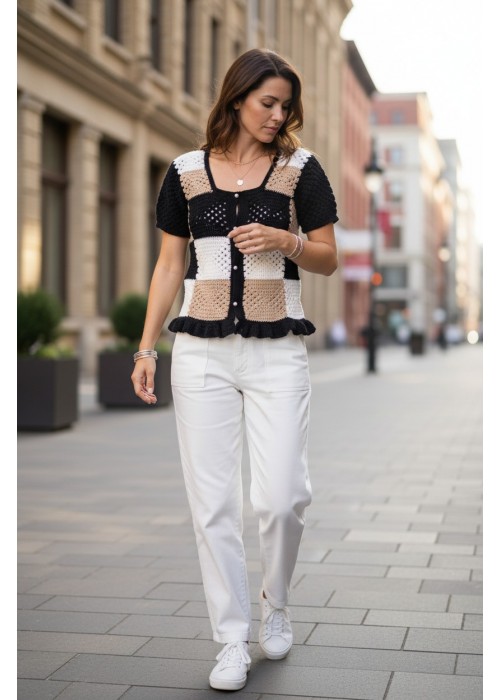 KADIN EL ÖRGÜSÜ YAZLIK KAHVE SİYAH KREM KARE MOTİFLİ BLUZ