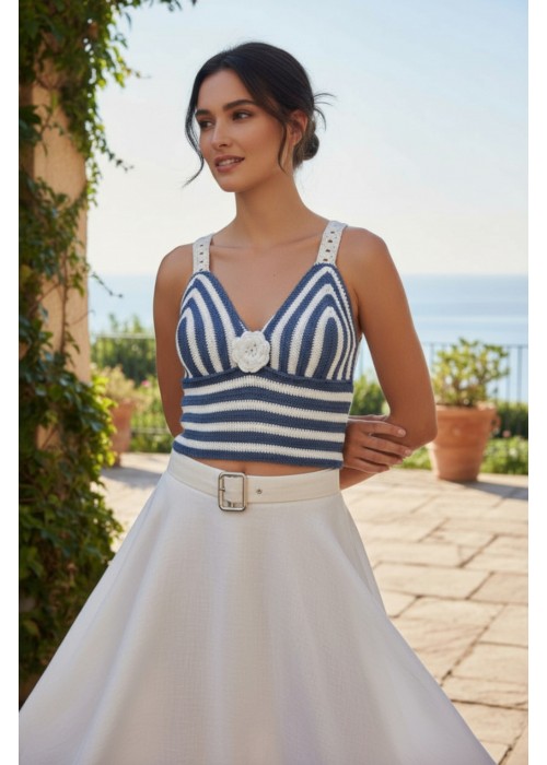 KADIN YAZLIK EL ÖRGÜSÜ LACİVERT BEYAZ ASKILI BLUZ