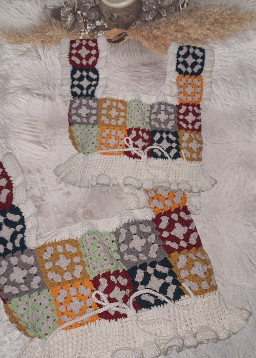 ANNE KIZ KOMBİN YAZLIK EL ÖRGÜSÜĞ BEYAZ ,RENKLİ MOTİFLİ BLUZ