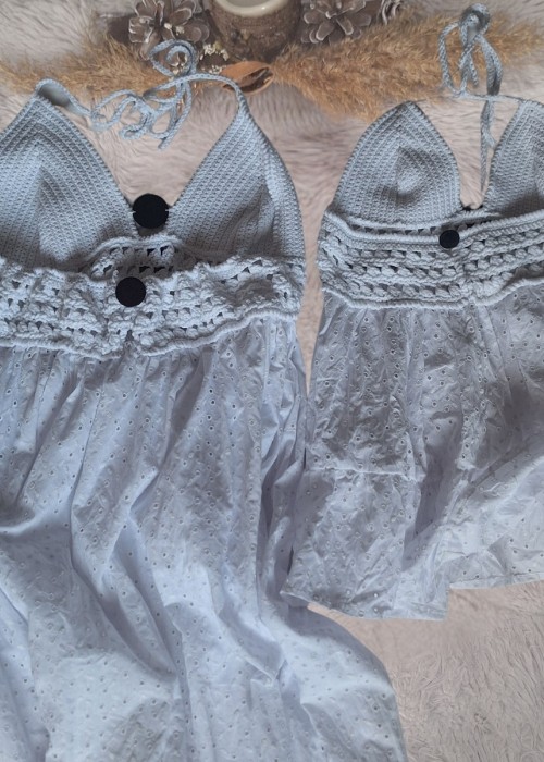 ANNE KIZ KOMBİN BEYAZ DÜĞME DETAYLI EL ÖRGÜSÜ YAZLIK ELBİSE