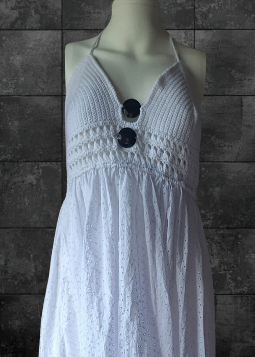 ANNE KIZ KOMBİN BEYAZ DÜĞME DETAYLI EL ÖRGÜSÜ YAZLIK ELBİSE