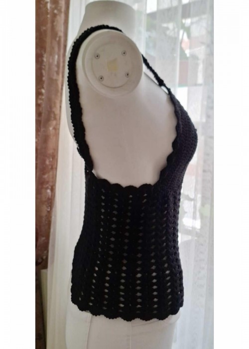 Yazlik Si̇Yah Renk Örgü ,Askili Crop Bluz Yazlik Si̇Yah Renk Örgü ,Askili Crop Bluz