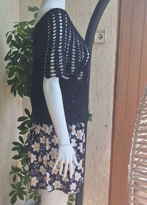 Kadın Siyah Pamuklu İp Pul Detaylı Hand Made El Örgüsü Düşük Omuz Düşük Kol Yazlık Bluz Kadın Siyah Pamuklu İp Pul Detaylı Hand Made El Örgüsü Düşük Omuz Düşük Kol Yazlık Bluz