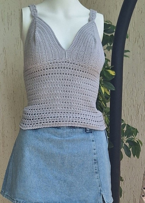 Kadın Gri Renk Pamuklu Coton İpten Hand Made El Örgüsü Yazlık Askılı Bluz Kadın Gri Renk Pamuklu Coton İpten Hand Made El Örgüsü Yazlık Askılı Bluz