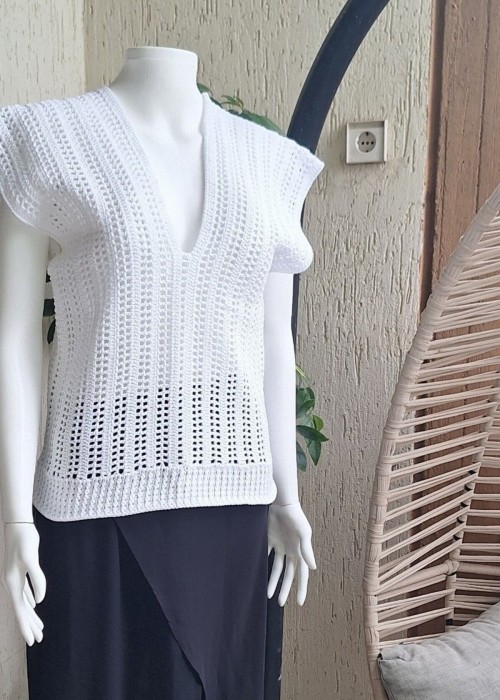 Kadın Beyaz Pamuklu Coton İpten Hand Made El Örgüsü V Yaka Düşük Omuz Düşük Kol Yazlık Bluz Kadın Beyaz Pamuklu Coton İpten Hand Made El Örgüsü V Yaka Düşük Omuz Düşük Kol Yazlık Bluz