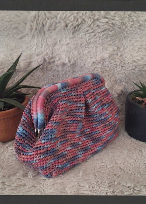 Kadın Ebruli Renk Yumuşak Doğal Rafya Gizli Burslu,Hand Made,El Örgüsü, Yazlık El Çantası,Portföy Kadın Ebruli Renk Yumuşak Doğal Rafya Gizli Burslu,Hand Made,El Örgüsü, Yazlık El Çantası,Portföy