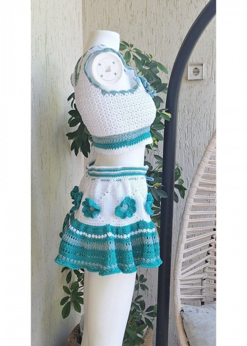 Kadın Beyaz Yeşil Ve Tonları Pamuklu Ip Hand Made El Örgüsü Kolsuz Crop Bluz Kısa Etek Takım Kadın Beyaz Yeşil Ve Tonları Pamuklu Ip Hand Made El Örgüsü Kolsuz Crop Bluz Kısa Etek Takım