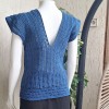 KADIN MAVİ RENK PAMUKLU İPTEN V YAKA DÜŞÜK OMUZ DÜŞÜK KOL HAND MADE EL ÖRGÜSÜ YAZLIK BLUZ