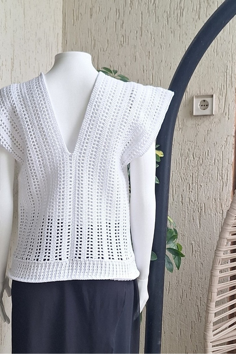 KADIN BEYAZ PAMUKLU COTON İPTEN HAND MADE EL ÖRGÜSÜ V YAKA DÜŞÜK OMUZ DÜŞÜK KOL YAZLIK BLUZ KADIN BEYAZ PAMUKLU COTON İPTEN HAND MADE EL ÖRGÜSÜ V YAKA DÜŞÜK OMUZ DÜŞÜK KOL YAZLIK BLUZ