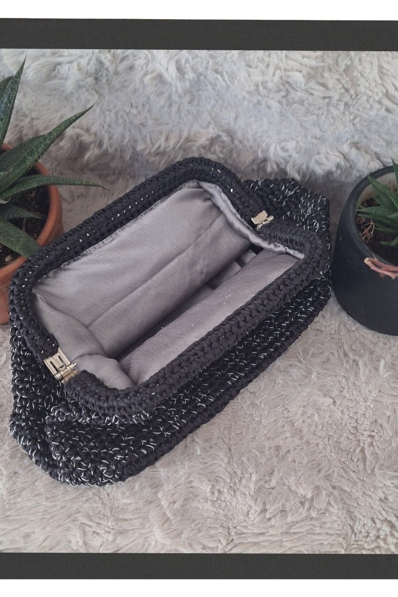 KADIN SİYAH METALİK RAFYA İP  VE MEATL RENGİ SİM KARIŞIMI, HAND MADE, EL ÖRGÜSÜ GİZLİ BURSLU YAZLIK CLUTCH ÇANTA,EL ÇANTASI, PORTFÖY