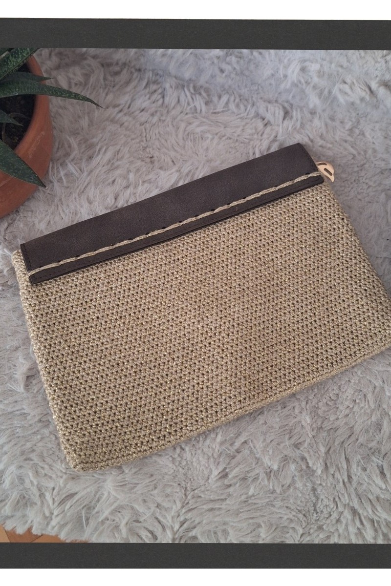KADIN KAHVERENGİ GÜDERİ KAPAKLI BEJ DOĞAL SİMLİ İP METAL SARI KİLİT AKSESUARLI EL ÖRGÜSÜ, HANDMADE, YAZLIK CLUNCH ÇANTA, EL ÇANTASI KADIN KAHVERENGİ GÜDERİ KAPAKLI BEJ DOĞAL SİMLİ İP METAL SARI KİLİT AKSESUARLI EL ÖRGÜSÜ, HANDMADE, YAZLIK CLUNCH ÇANTA, EL ÇANTASI